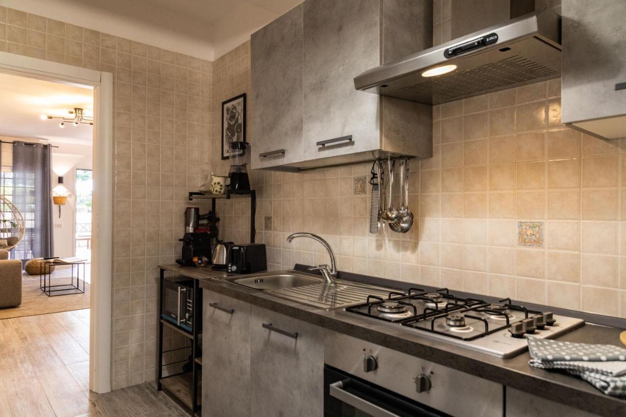 Mondello Good Vibes Apartment Bagian luar foto