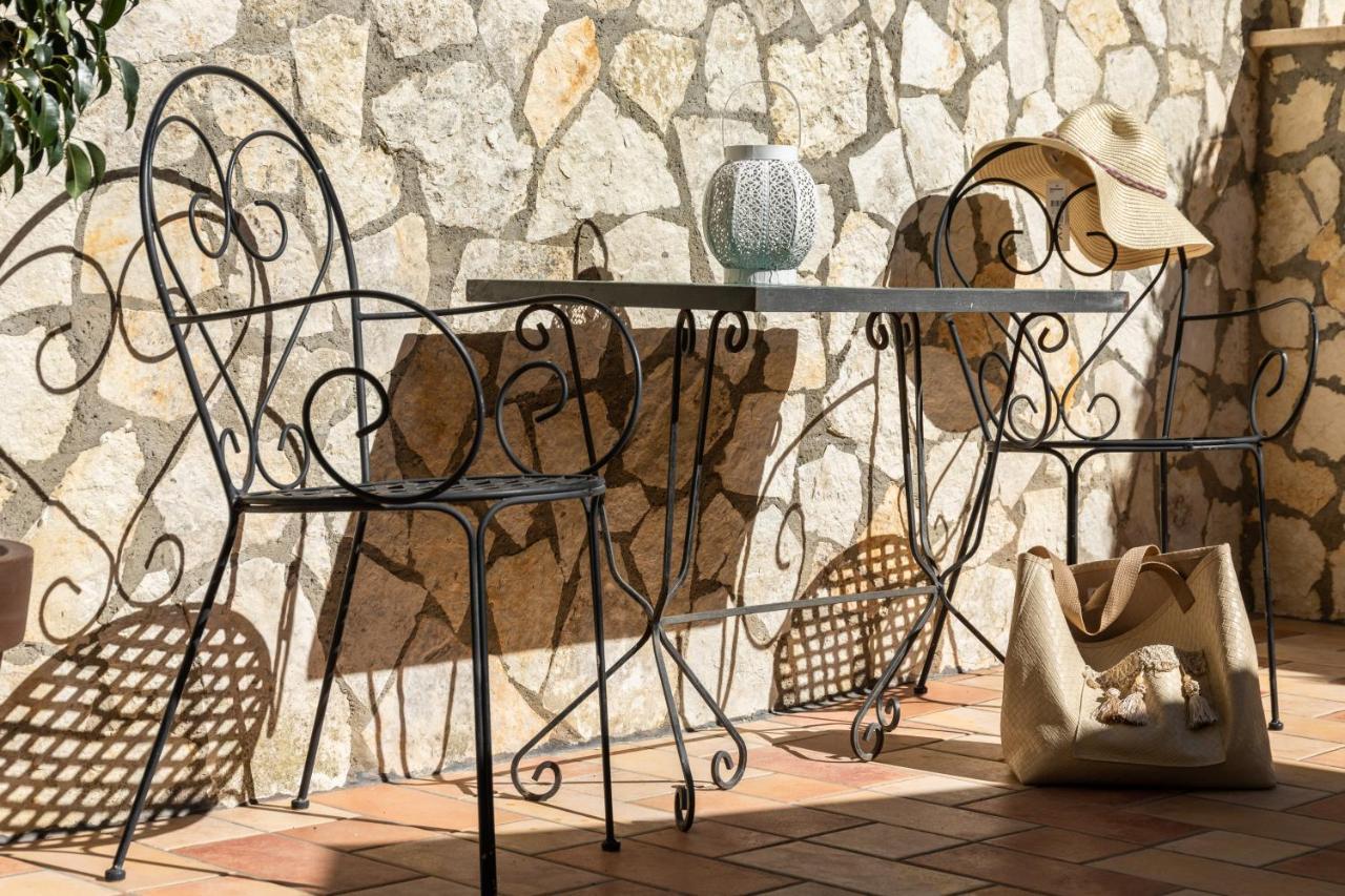 Mondello Good Vibes Apartment Bagian luar foto