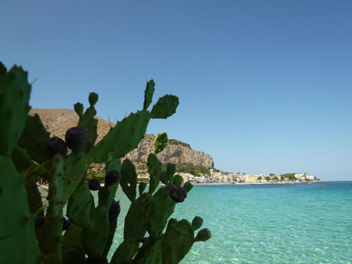 Mondello Good Vibes Apartment Bagian luar foto
