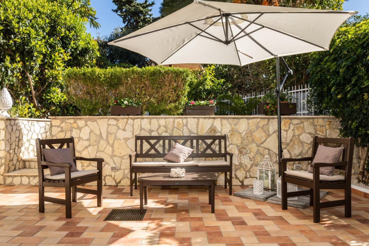 Mondello Good Vibes Apartment Bagian luar foto